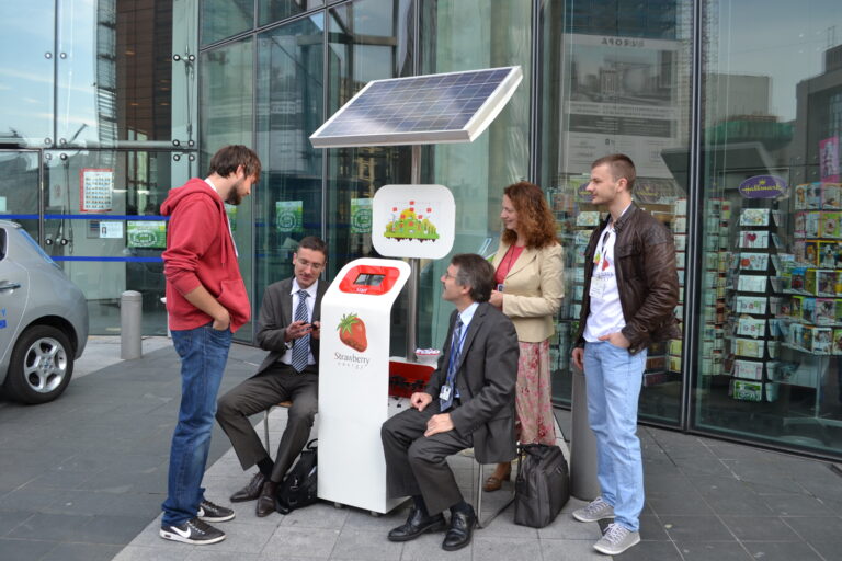 “Strawberry Mini” na Nedelji održive energije 2012