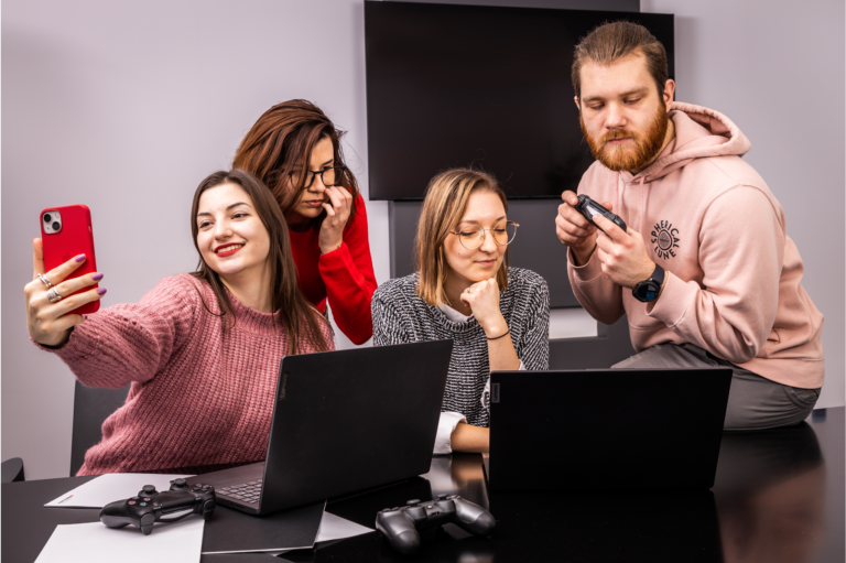 Dare (not) to be digital