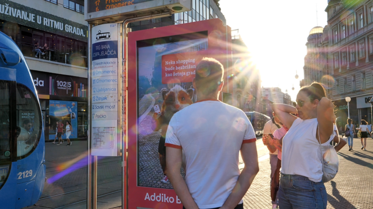 Addiko banka prva u Hrvatskoj pokrenula kampanju koristeći ARonDOOH