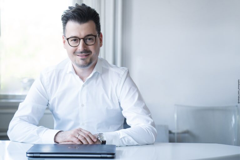 Kad sajt i newsletter zameni sveobuhvatni komunikacioni hab