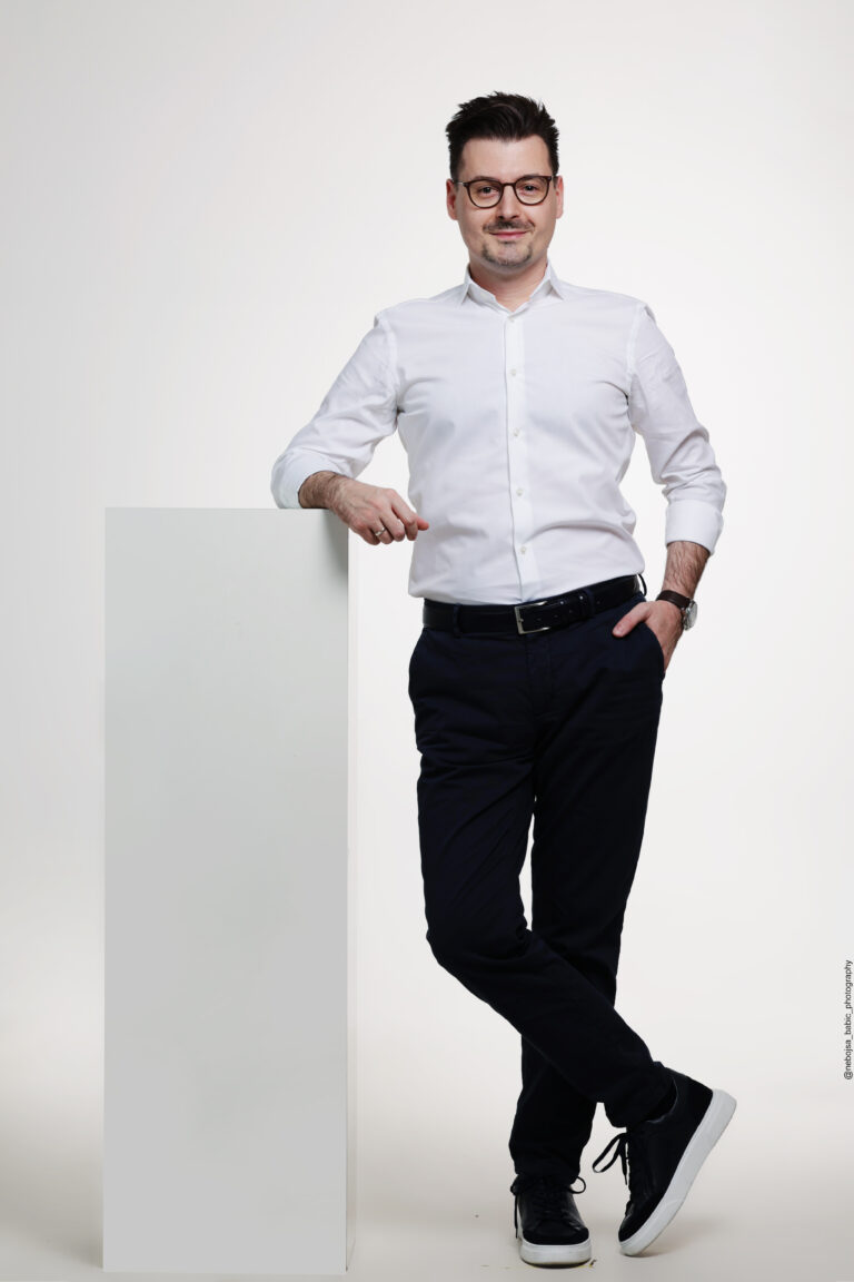 Kako rukovati komunikacionom dirigentskom palicom